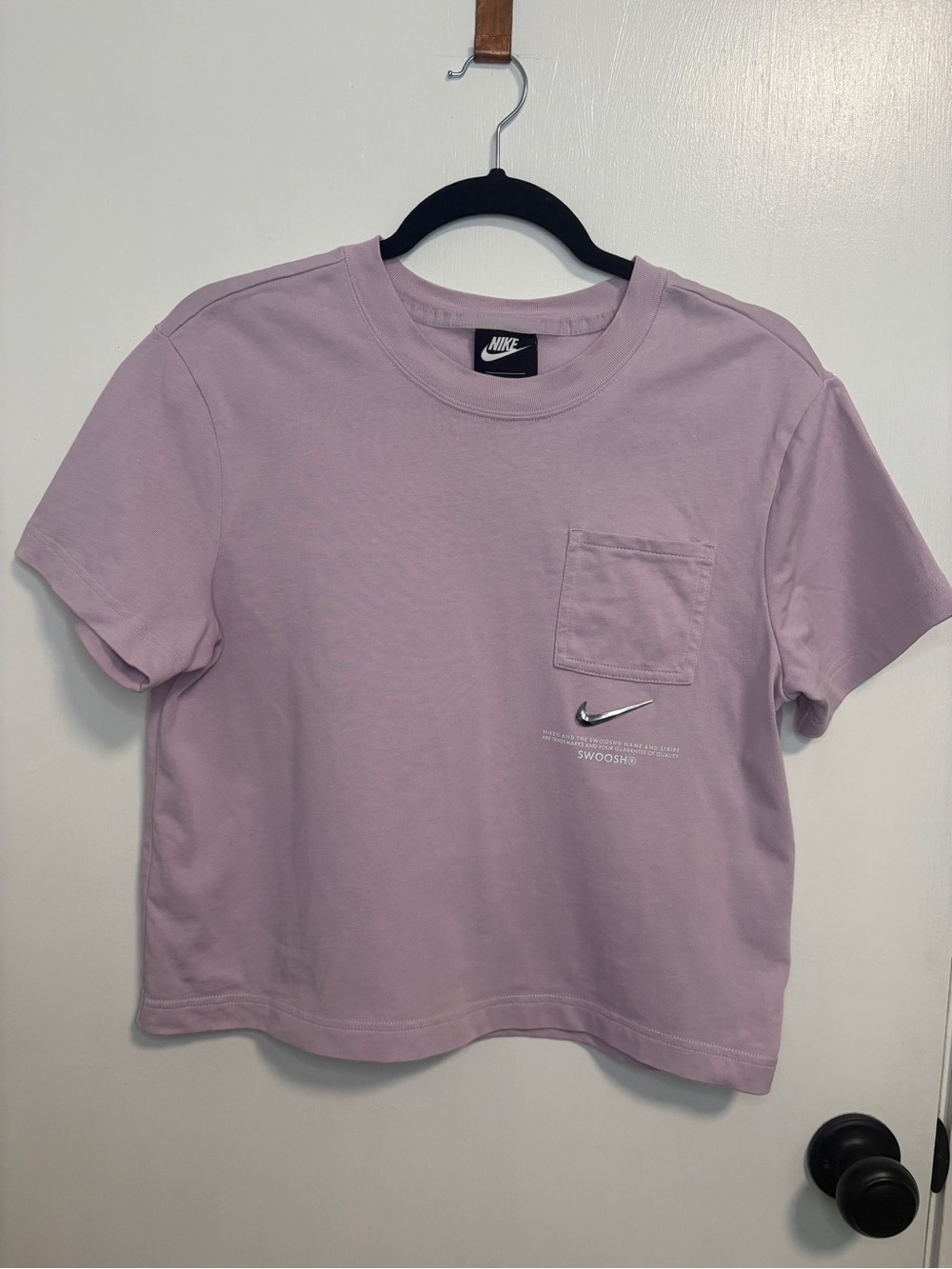 Nike Women’s Crop Top T-shirt